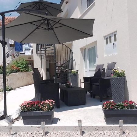 Apartments Ciao Bella City Centre With Free Parking Шибеник Экстерьер фото