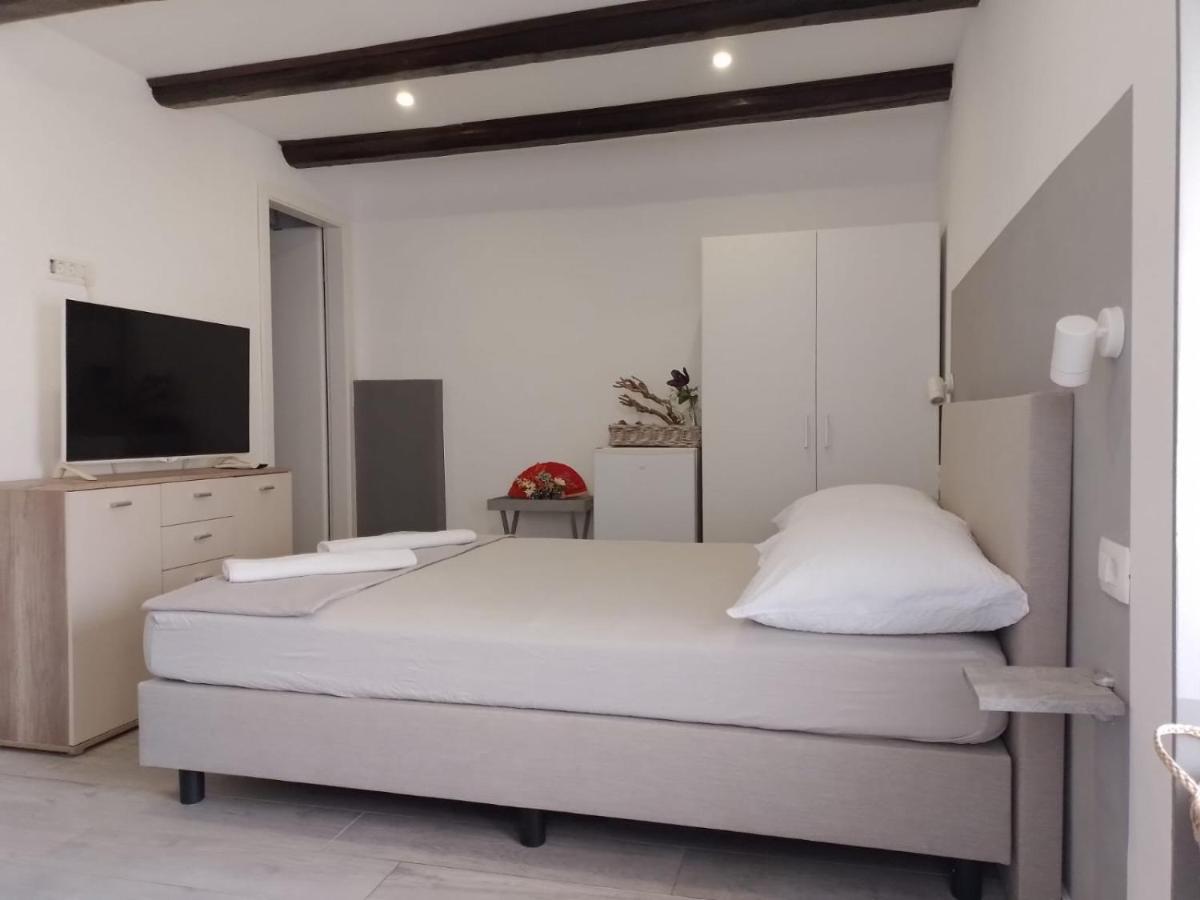 Apartments Ciao Bella City Centre With Free Parking Шибеник Экстерьер фото
